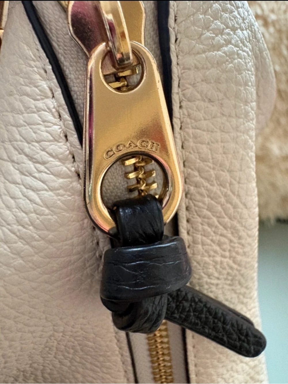 Coach Pebbled Leather Hobo in Blush with Black Trim - Picture 8 of 16